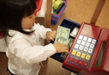 Top 5 Tips for Teaching Kids about Money